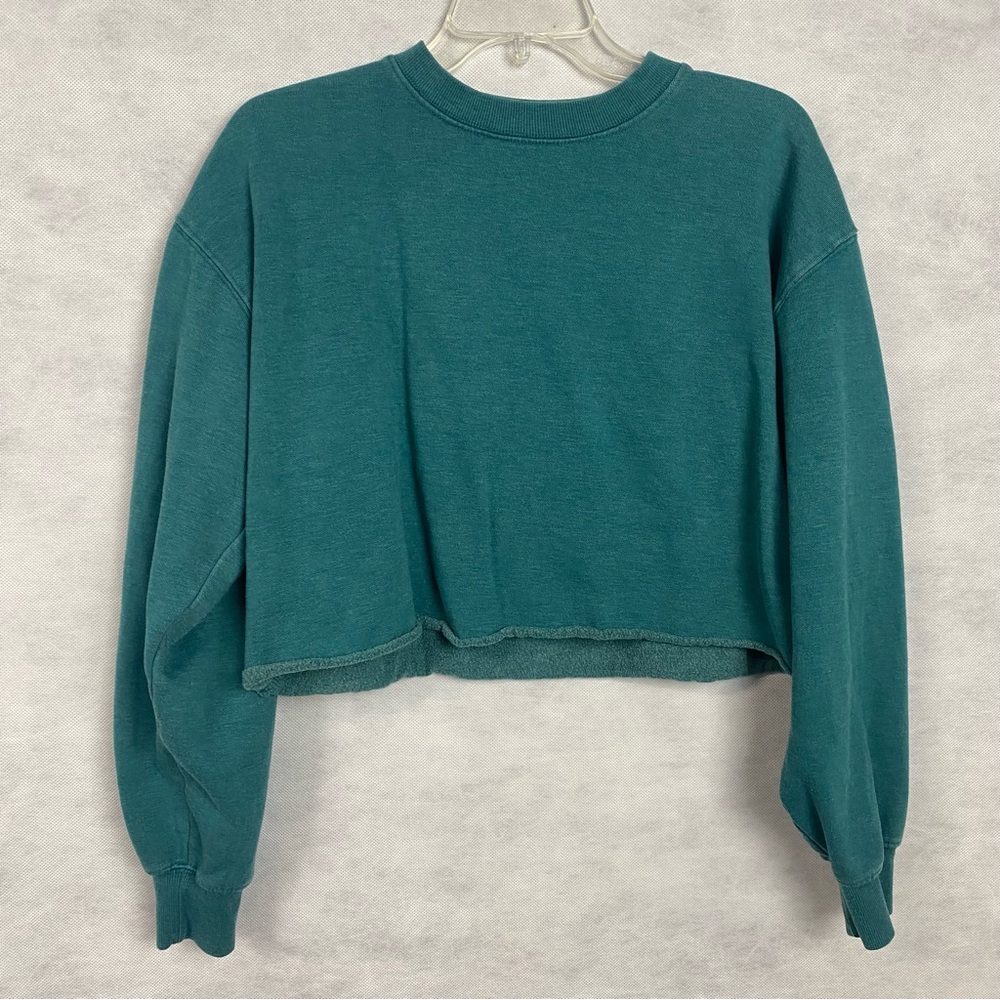 Wild Fable Green Women’s Cropped Sweatshirt Size Medium Teal New York - Picture 1 of 14